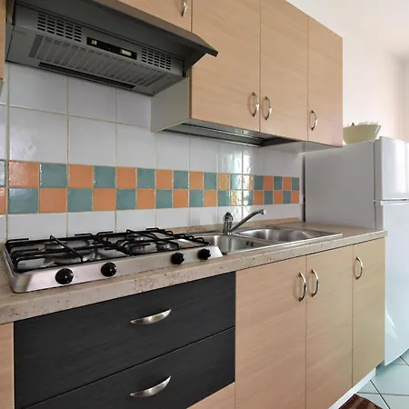 Solmare-30 By Interhome * Rosapineta