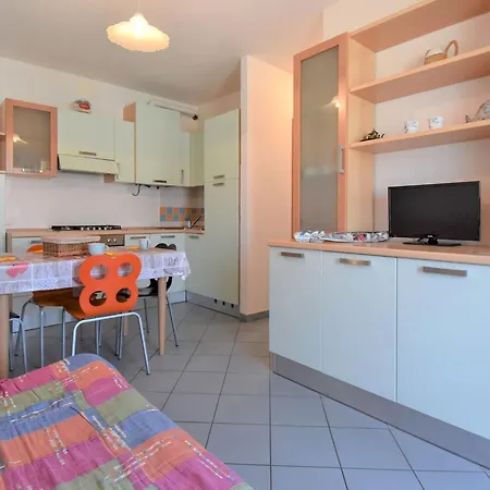 Solmare-30 By Interhome Apartment Rosapineta